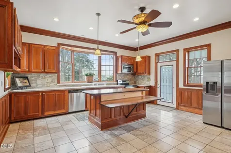 11741 Nc Highway 150 Reidsville NC 27320