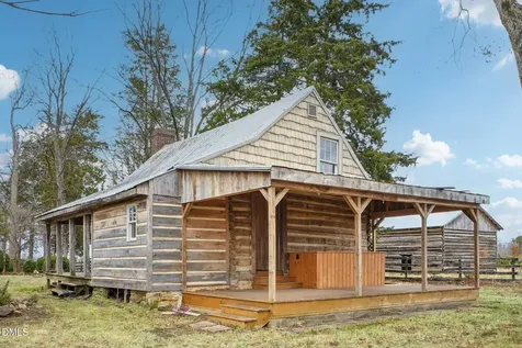 11741 Nc Highway 150 Reidsville NC 27320