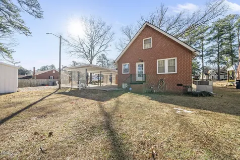 1522 W Thomas Street W Rocky Mount NC 27804