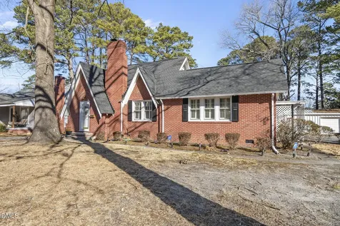 1522 W Thomas Street W Rocky Mount NC 27804