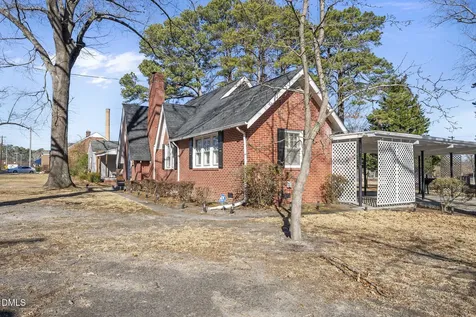 1522 W Thomas Street W Rocky Mount NC 27804