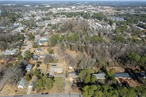 613 Powell Drive Raleigh NC 27606