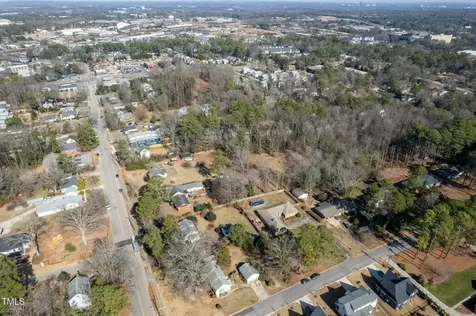 613 Powell Drive Raleigh NC 27606
