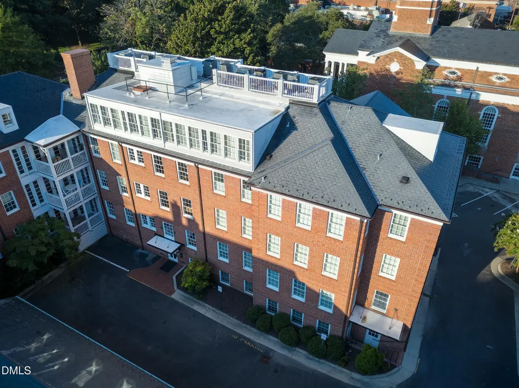 213 E Franklin Street Chapel Hill NC 27514