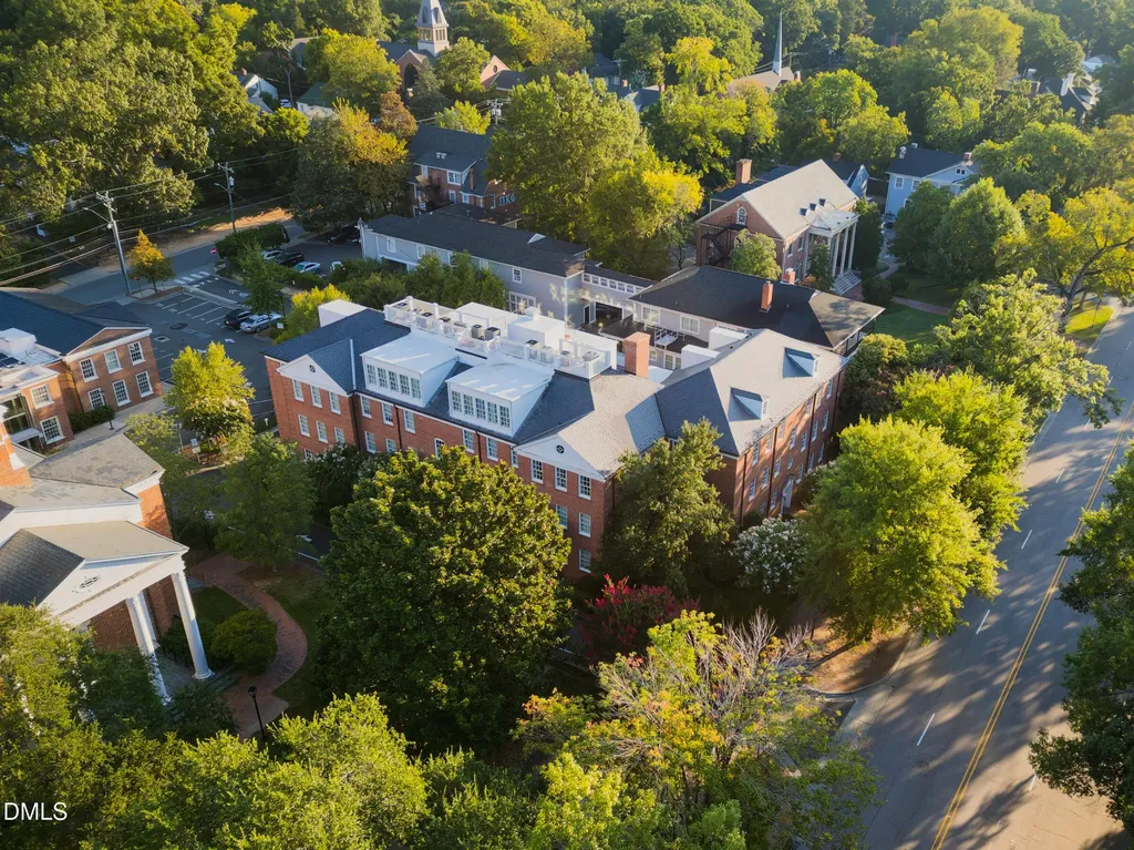 213 E Franklin Street Chapel Hill NC 27514