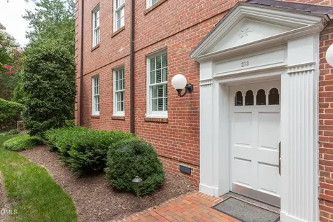 213 E Franklin Street Chapel Hill NC 27514
