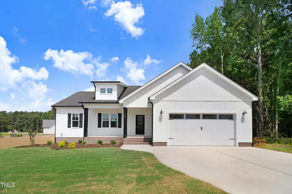 37 Birchtop Circle Zebulon NC 27597