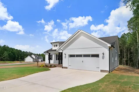 37 Birchtop Circle Zebulon NC 27597