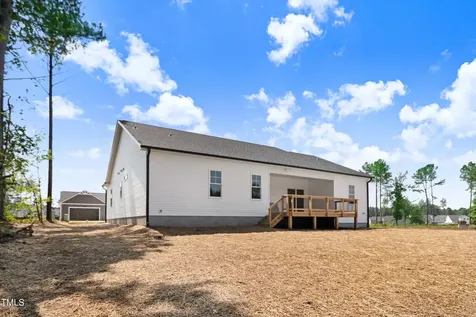 37 Birchtop Circle Zebulon NC 27597