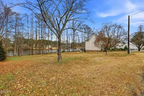 1100 S Lakeside Drive Four Oaks NC 27524