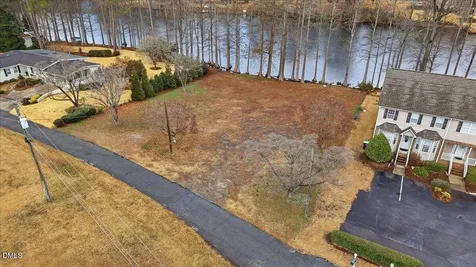 1100 S Lakeside Drive Four Oaks NC 27524