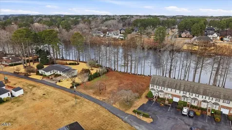 1100 S Lakeside Drive Four Oaks NC 27524