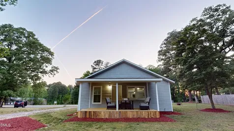 3610 Hawkins Sanford NC 27330