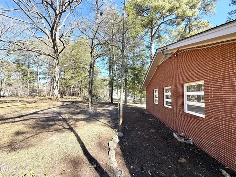 106 Carolina Avenue Williamston NC 27892