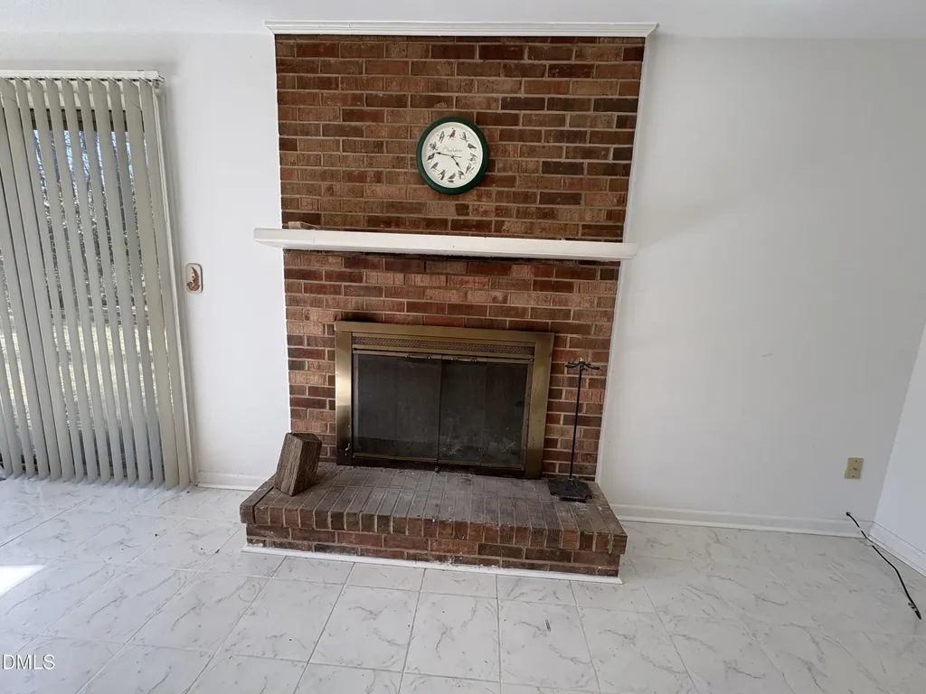 824 Ravenwood Drive Raleigh NC 27606