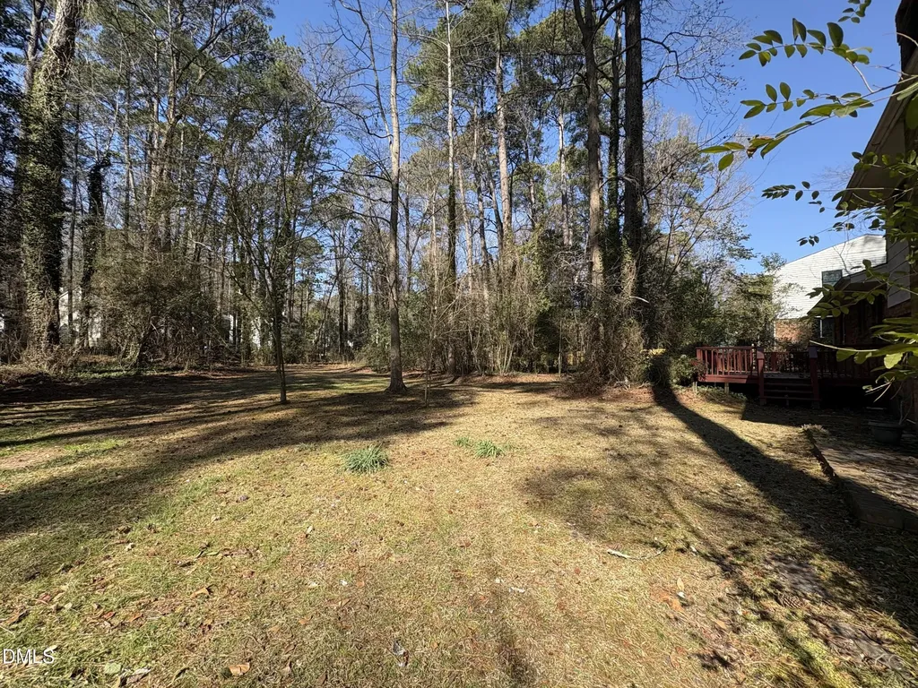 824 Ravenwood Drive Raleigh NC 27606