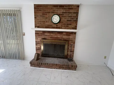 824 Ravenwood Drive Raleigh NC 27606