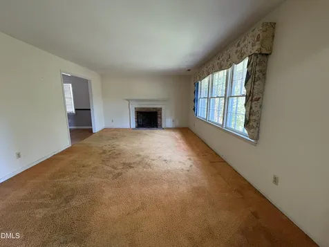 824 Ravenwood Drive Raleigh NC 27606