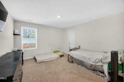 4732 Black Forest Drive Greensboro NC 27405