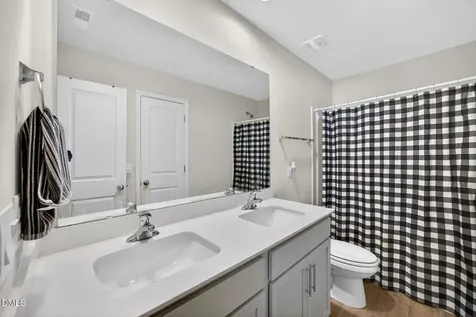 4732 Black Forest Drive Greensboro NC 27405