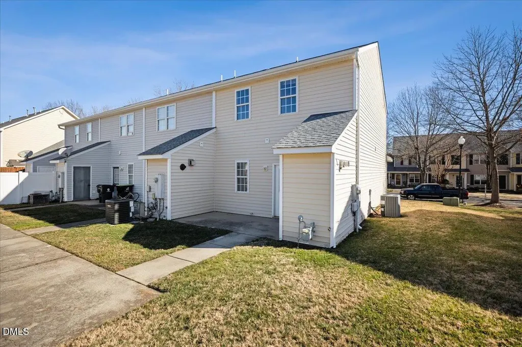 317 Commons Drive Holly Springs NC 27540