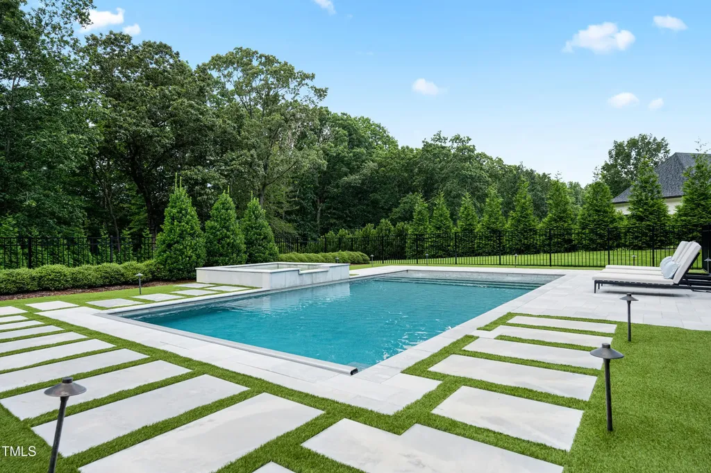 6508 Century Oak Court Raleigh NC 27613