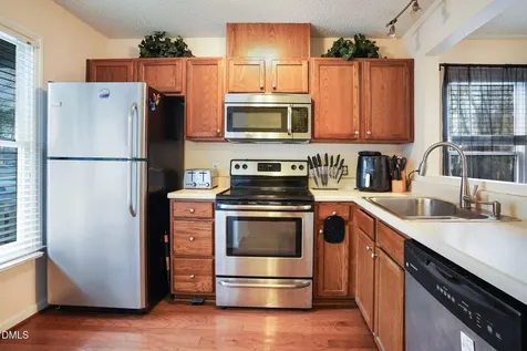 1502 Oakland Hills Way Raleigh NC 27604