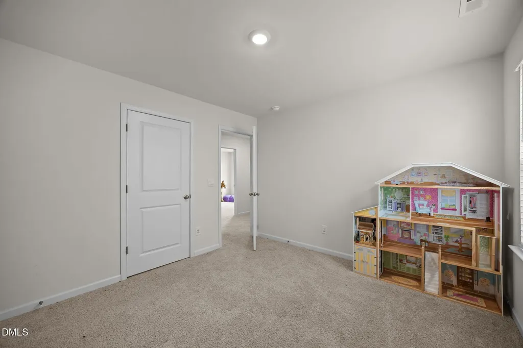 2527 Lily Drive Haw River NC 27258