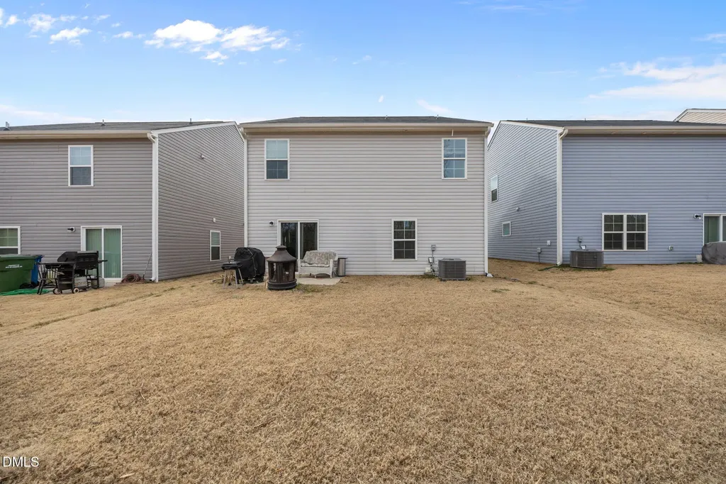 2527 Lily Drive Haw River NC 27258
