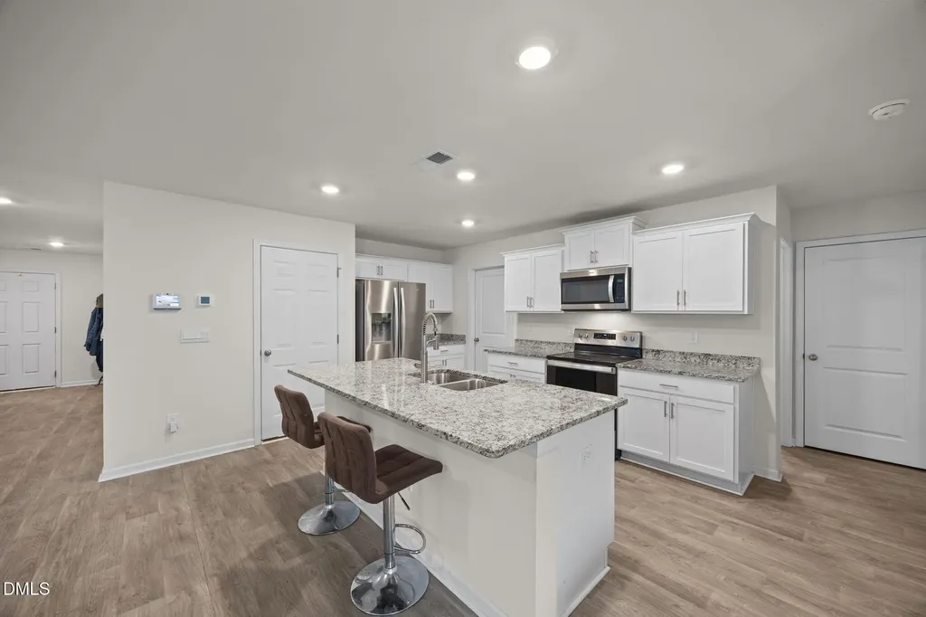 2527 Lily Drive Haw River NC 27258
