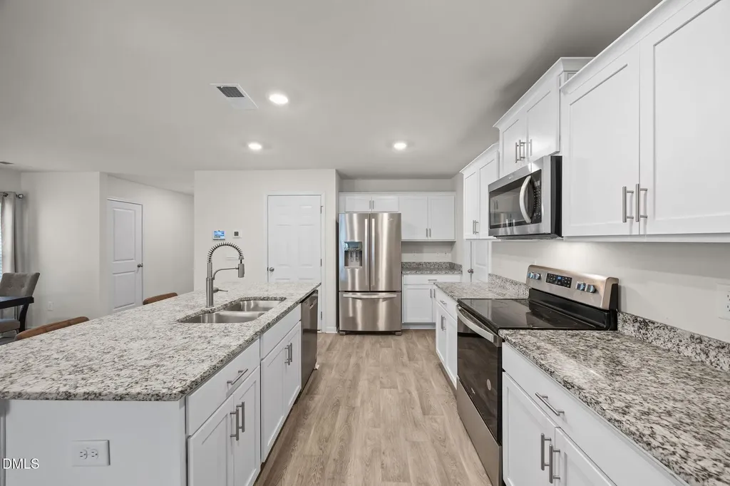 2527 Lily Drive Haw River NC 27258
