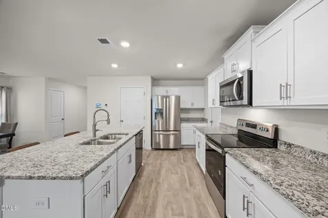 2527 Lily Drive Haw River NC 27258
