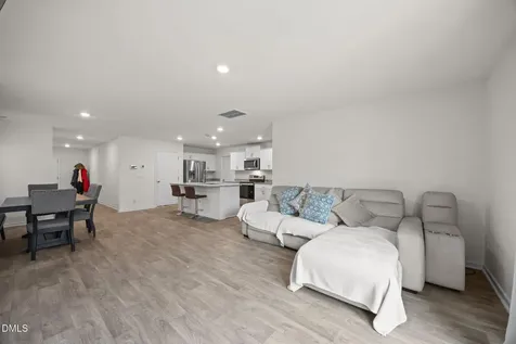 2527 Lily Drive Haw River NC 27258