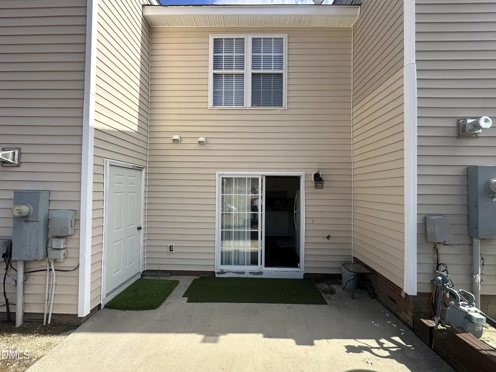 2106 Walnut Bluffs Lane Raleigh NC 27610