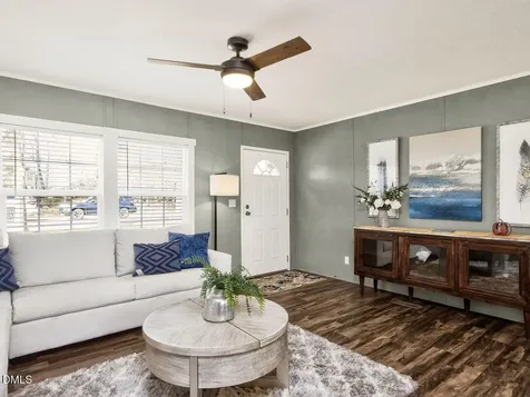 323 Aquilla Road Benson NC 27504