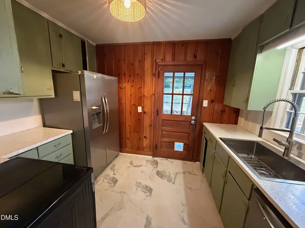 2604 Grant Avenue Raleigh NC 27608