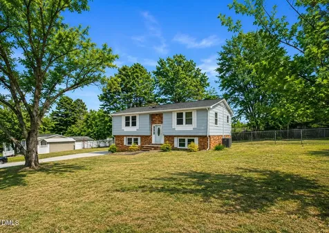 72 Edgemont Avenue Roxboro NC 27573