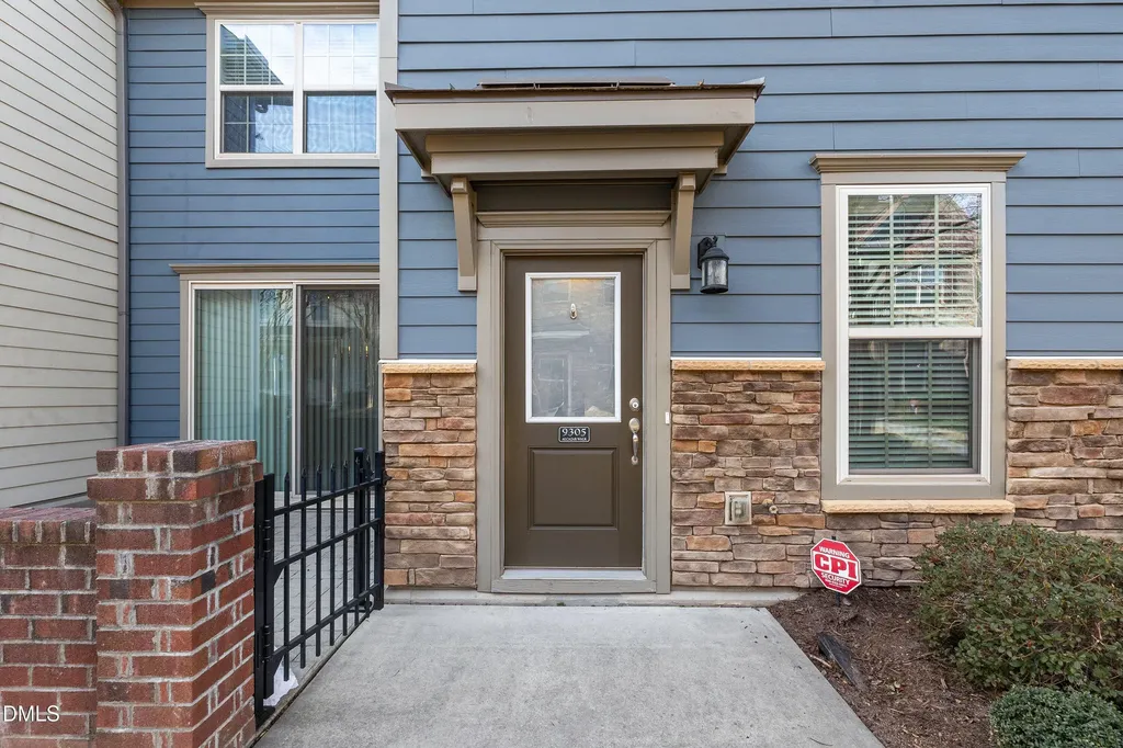 9305 Alcazar Walk Raleigh NC 27617