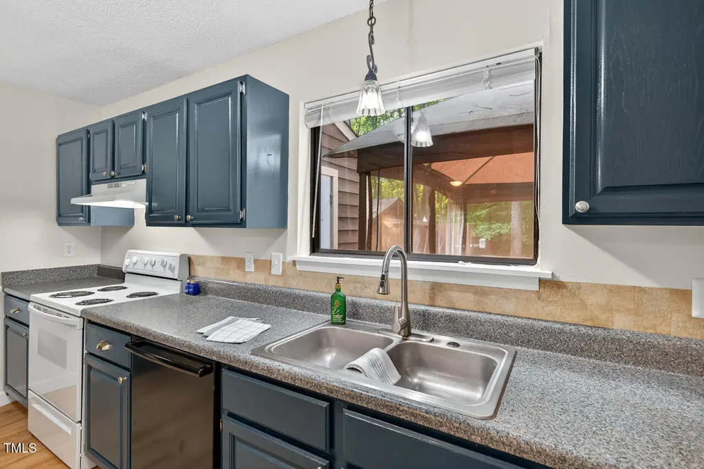 111 Hidden Valley Drive Chapel Hill NC 27516