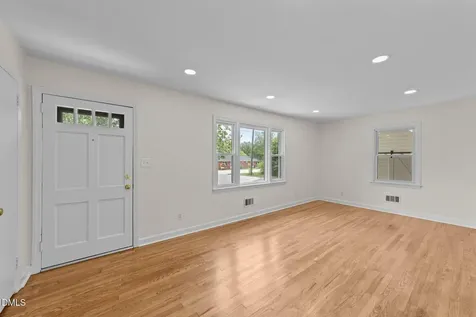 314 Wrenn Street Apex NC 27502