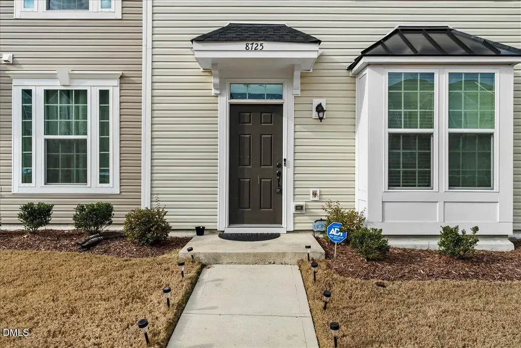 8725 Red Canyon Way Raleigh NC 27616