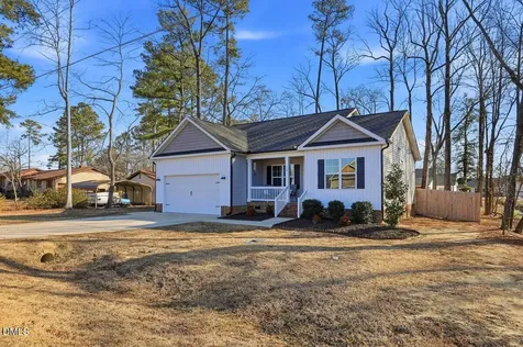 110 Oak Street Pine Level NC 27568