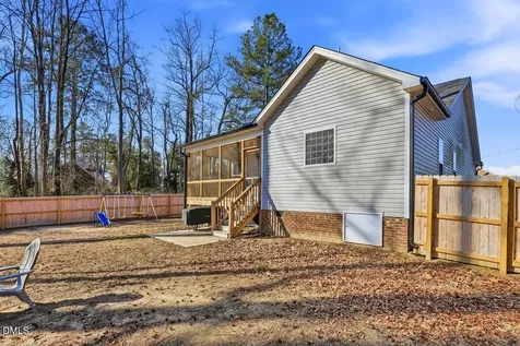 110 Oak Street Pine Level NC 27568