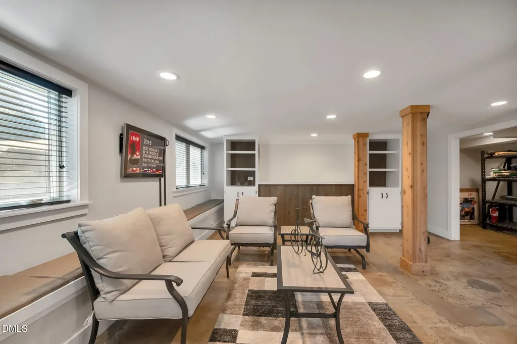 1 Emily Road Chapel Hill NC 27514