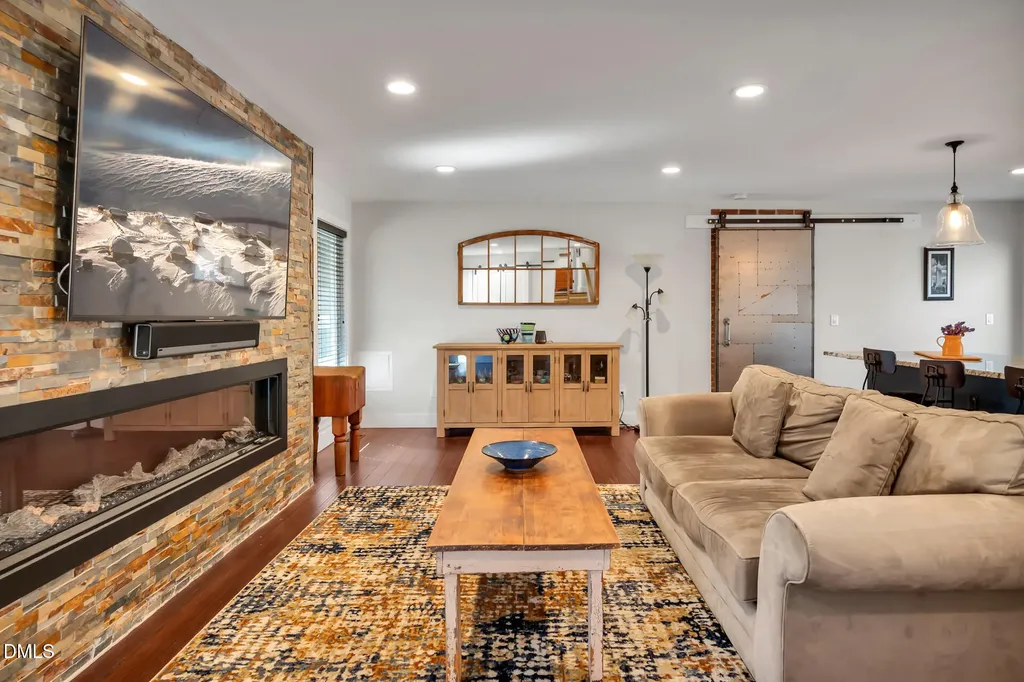 1 Emily Road Chapel Hill NC 27514