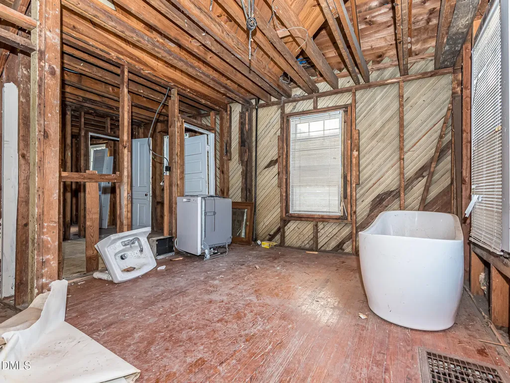 1825 White Oak Road Raleigh NC 27608
