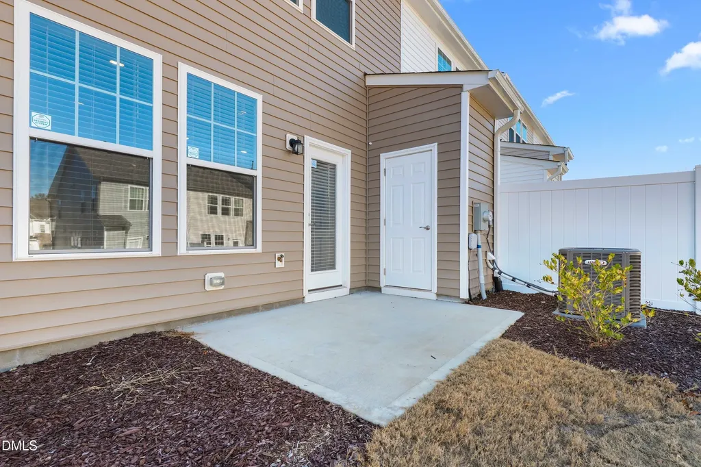 53 Lavender Lane Clayton NC 27520