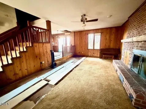 6998 Us 421 S Bear Creek NC 27207