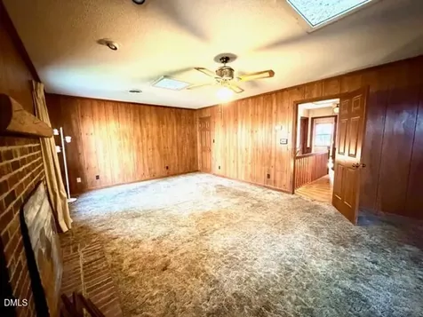 6998 Us 421 S Bear Creek NC 27207