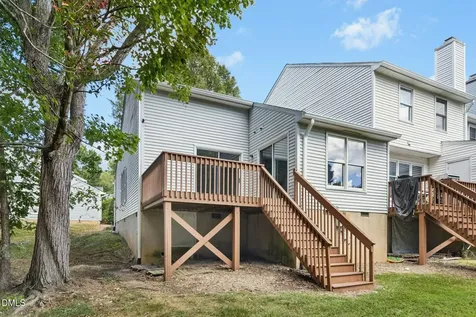 128 St Andrews Lane Chapel Hill NC 27517